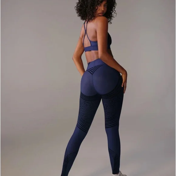 Savage X Fenty Ocean Cavern Blue Special FX High-Waist Legging with Sports Bra - Picture 4 of 14